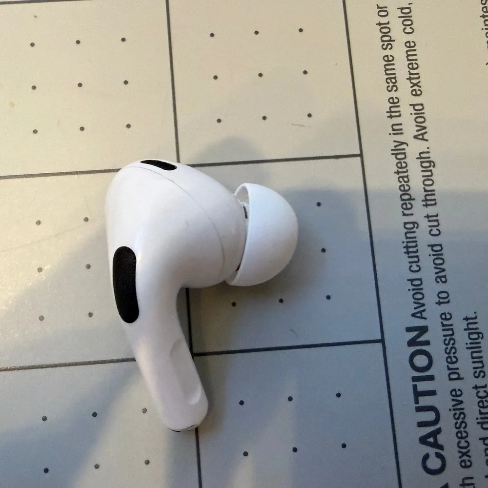 Apple AirPods Lot Cases Earbuds Parts Only Untested Mixed Generations